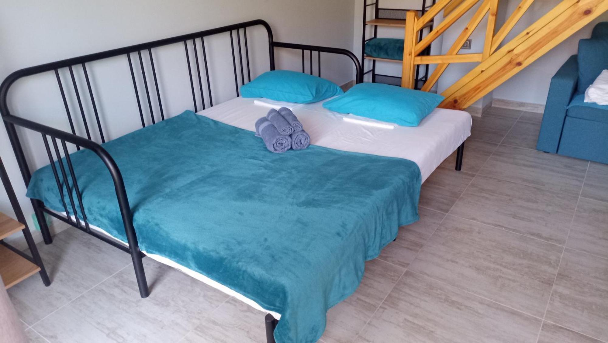 Xristos Apartment And Maisonettes Сикия Стая снимка